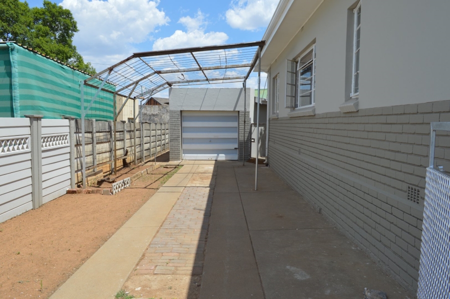 4 Bedroom Property for Sale in Collerville North West